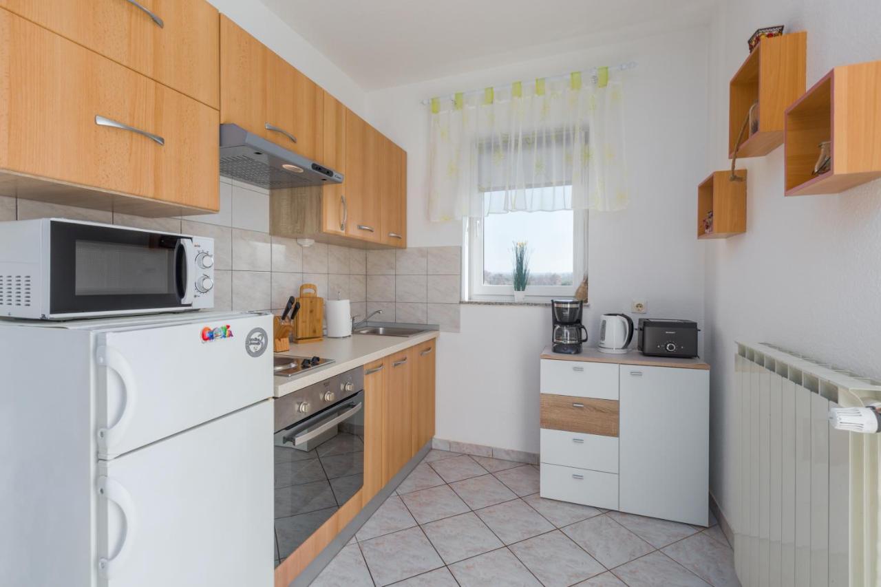 App Ruzica Finida Apartman Umag Kültér fotó