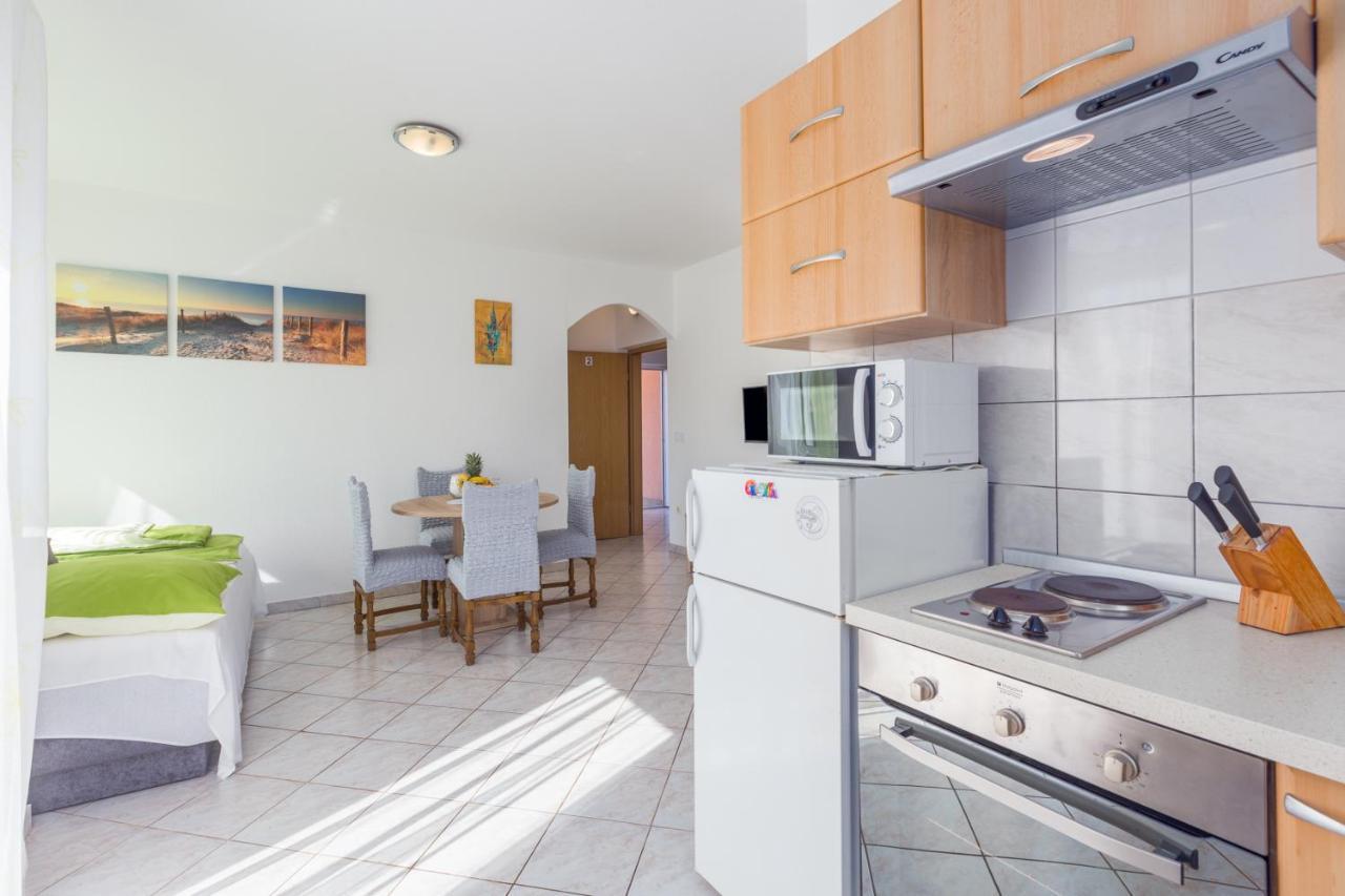 App Ruzica Finida Apartman Umag Kültér fotó