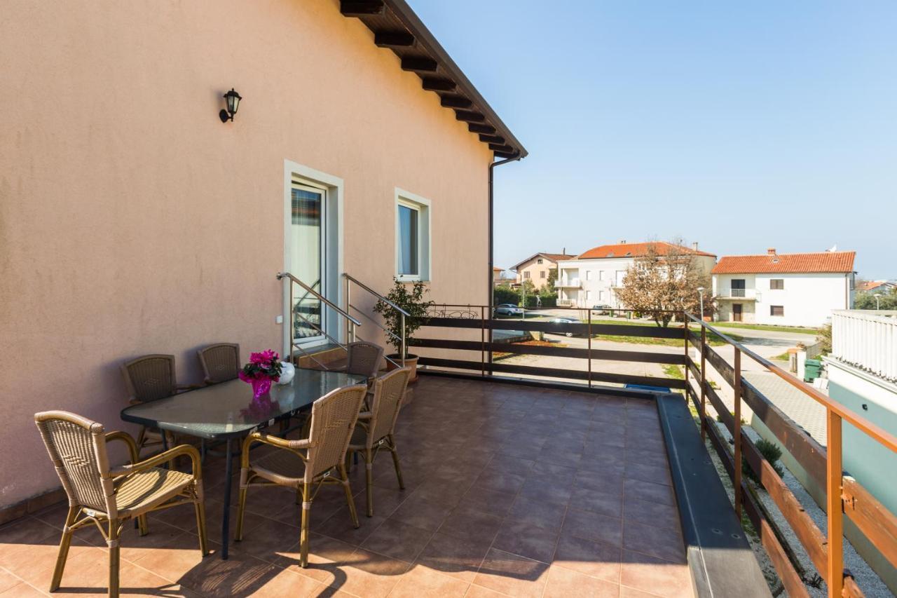 App Ruzica Finida Apartman Umag Kültér fotó