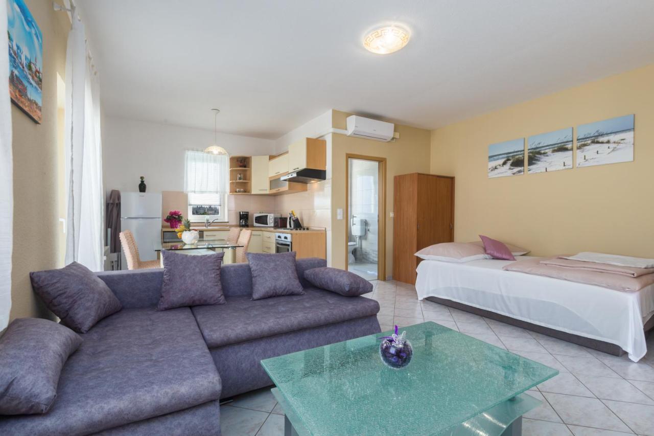 App Ruzica Finida Apartman Umag Kültér fotó