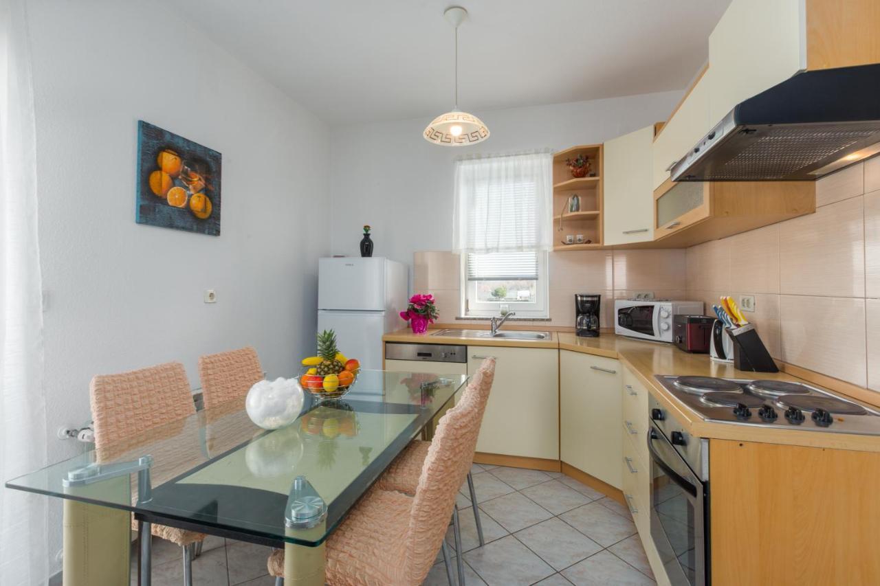 App Ruzica Finida Apartman Umag Kültér fotó